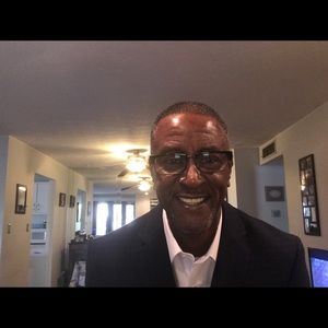 Meet your Posher, Ronald